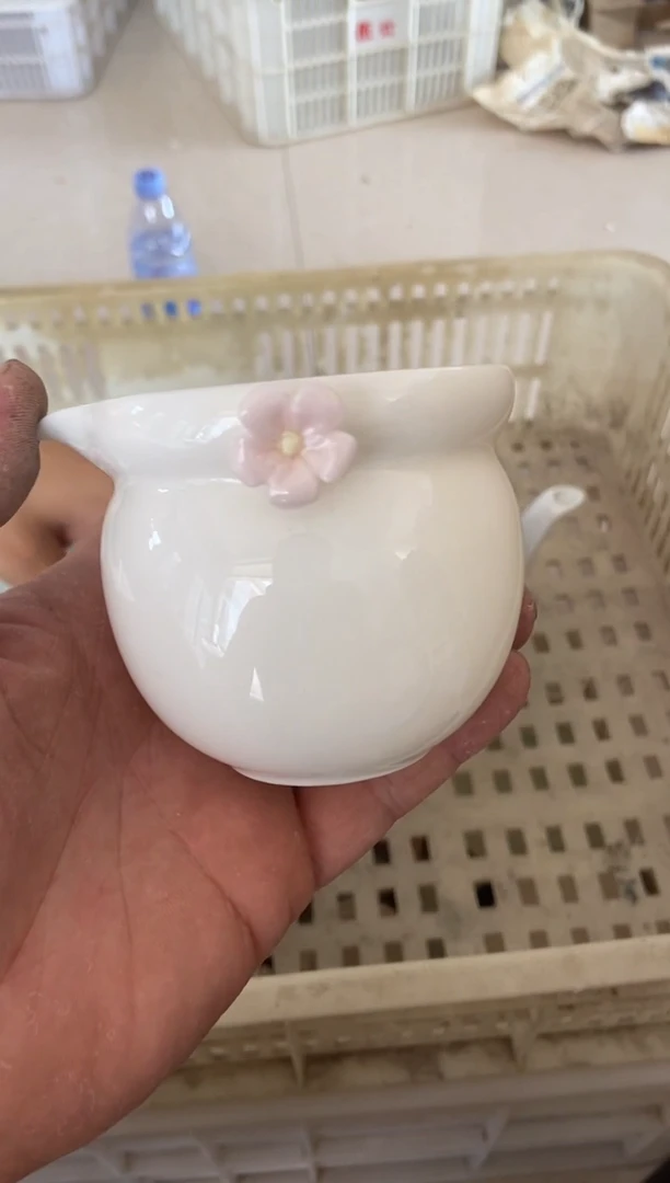 杯无运费险有瑕疵的摄影的产品有使用过的痕迹有点脏介意勿拍