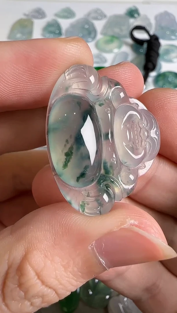 吊坠(不含链)未镶嵌翡翠..