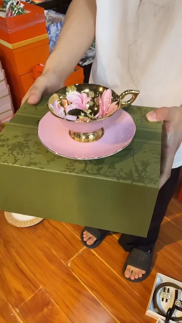 杯鸿辉家品牌瓷器，京东包邮！