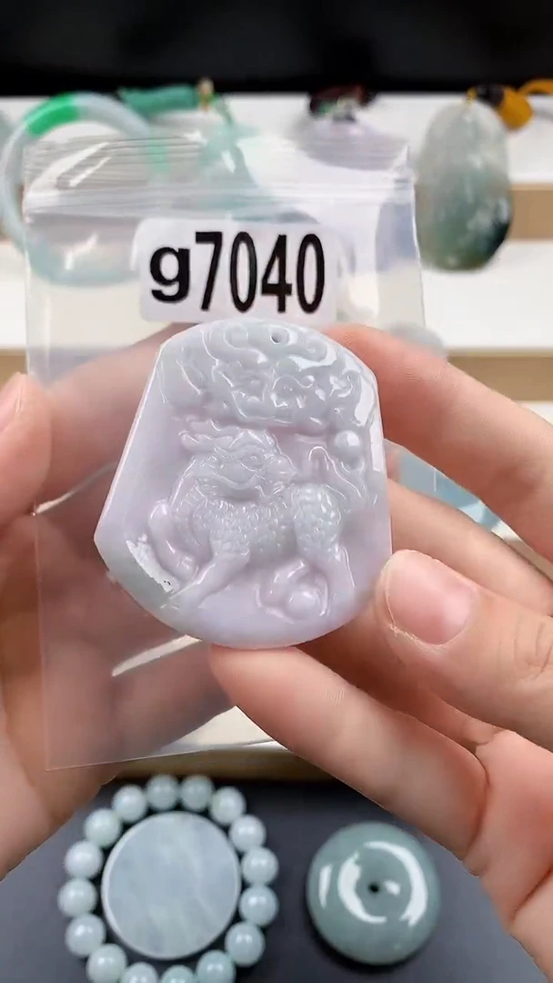 颈饰未镶嵌翡翠天然翡翠吊坠挂件