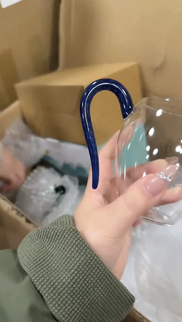 篮彩怡然公道杯