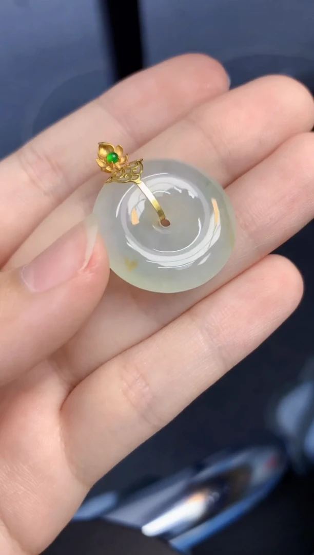颈饰18K金镶嵌翡翠天然缅甸A货翡翠