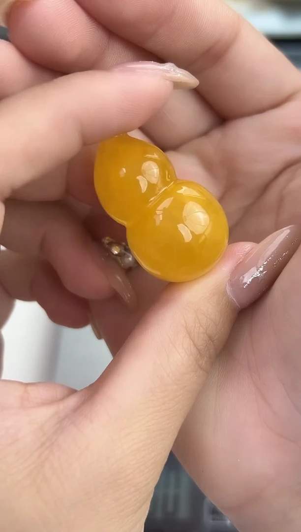 裸石琥珀未镶嵌天然琥珀蜜蜡吊坠