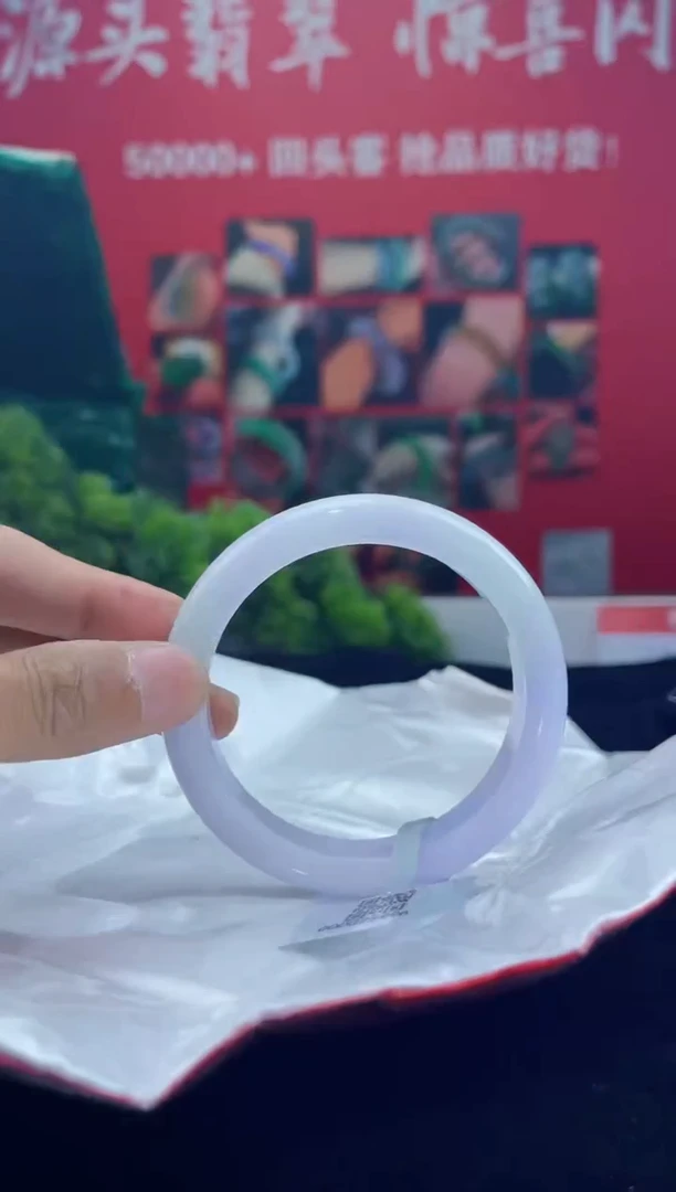 翡翠手镯未镶嵌手镯25