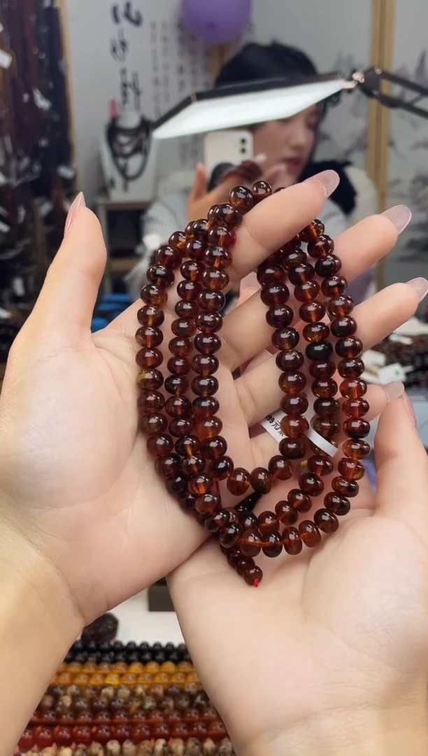 未镶嵌琥珀裸石8+血珀108