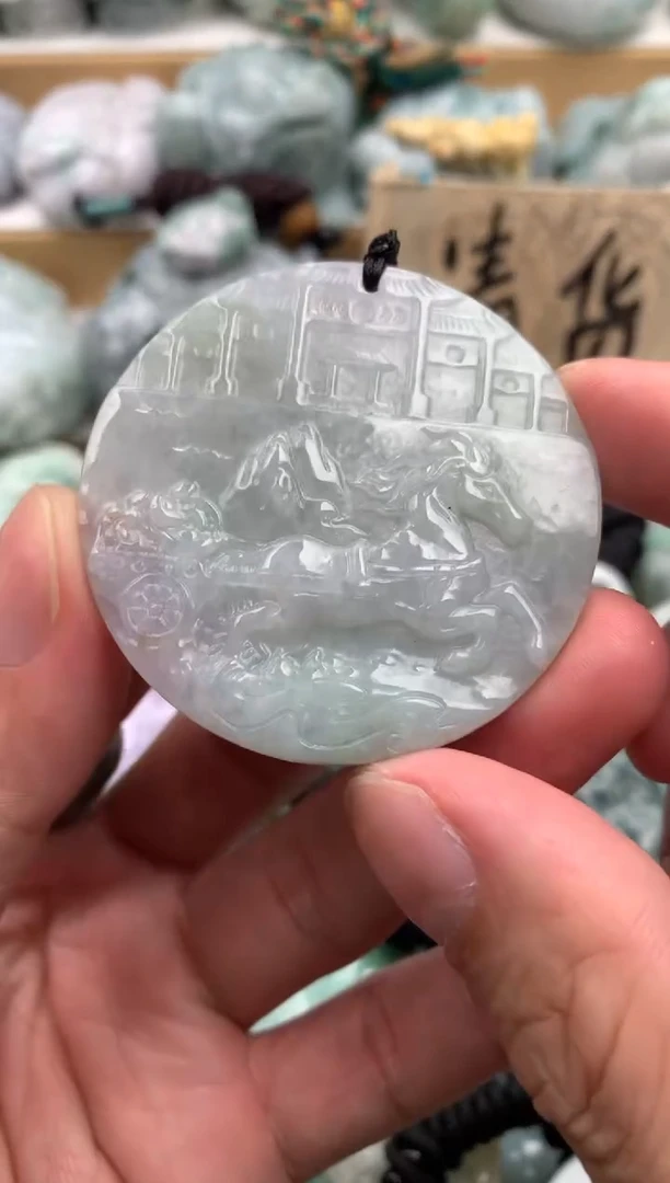颈饰未镶嵌翡翠1
