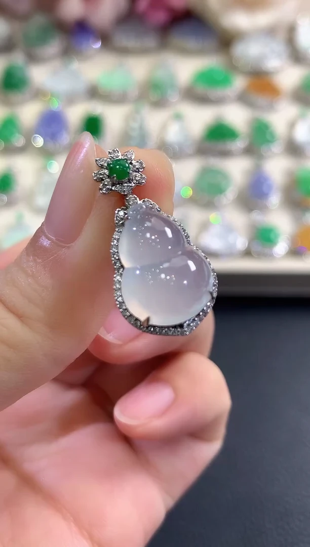 吊坠(不含链)18K金镶嵌翡翠b57