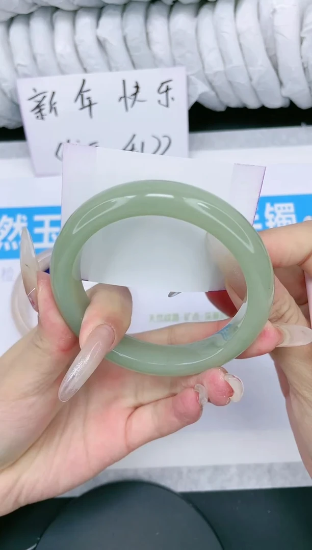 【闪购商品】石英质玉手镯未镶嵌多样性发货-17-60/1