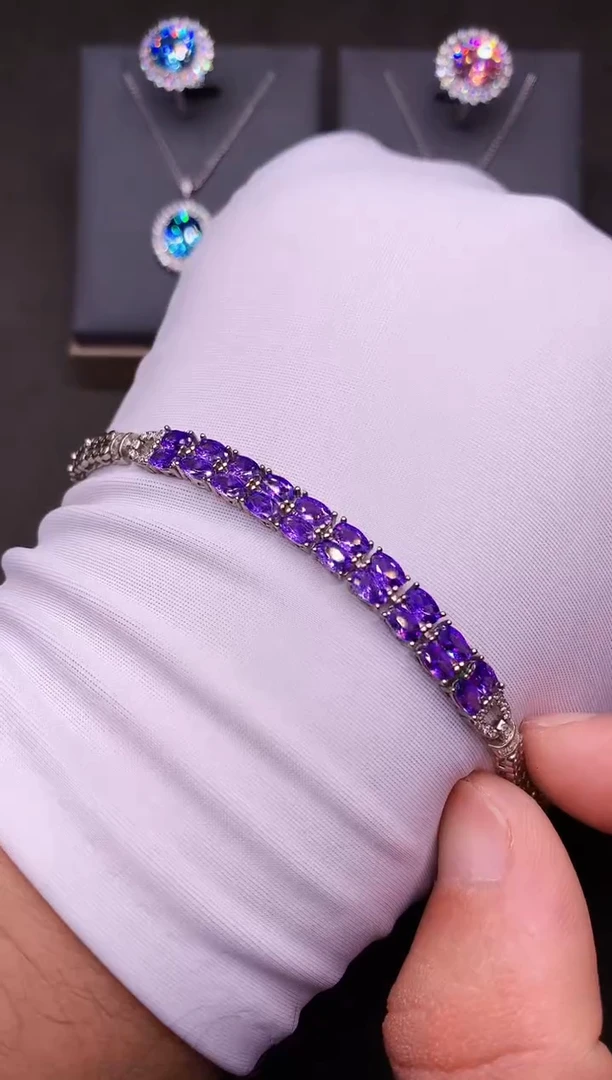 手链彩色蓝宝石银S925镶嵌······