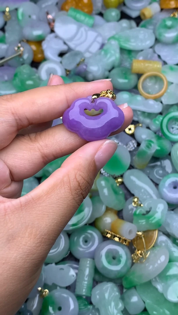 翡翠未镶嵌颈饰天然缅甸翡翠吊坠