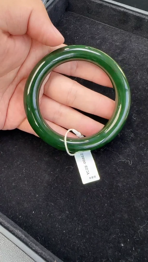 未镶嵌手镯和田玉59-60圈口