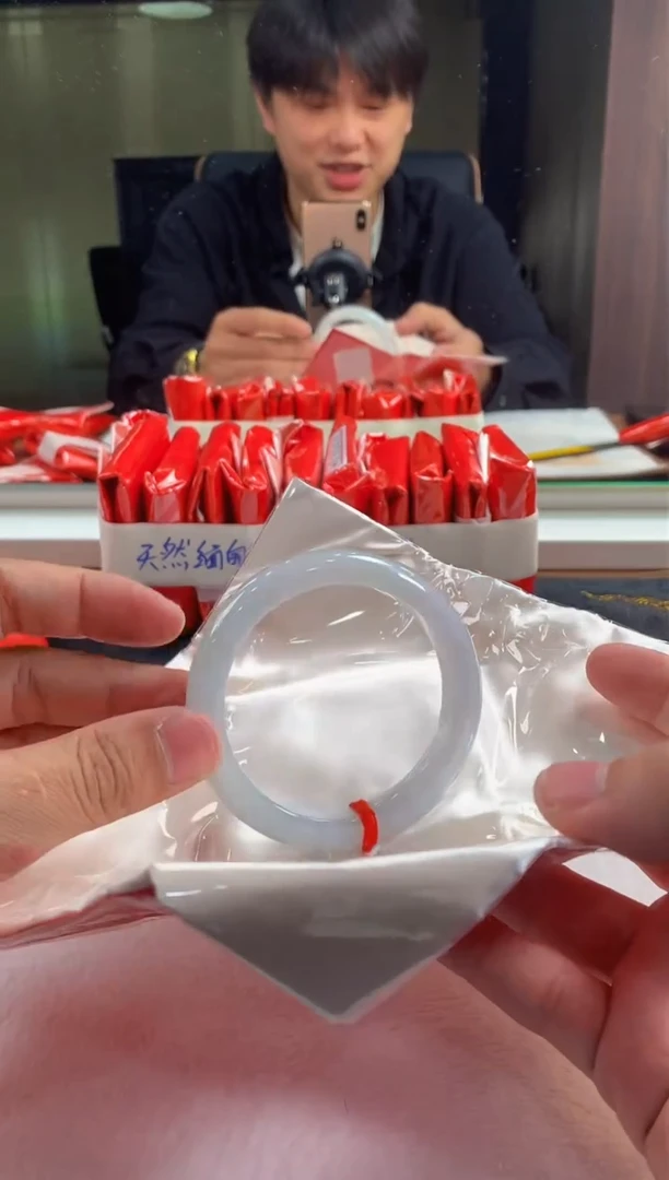 未镶嵌定制翡翠5079毛货不退不换 57-58圈