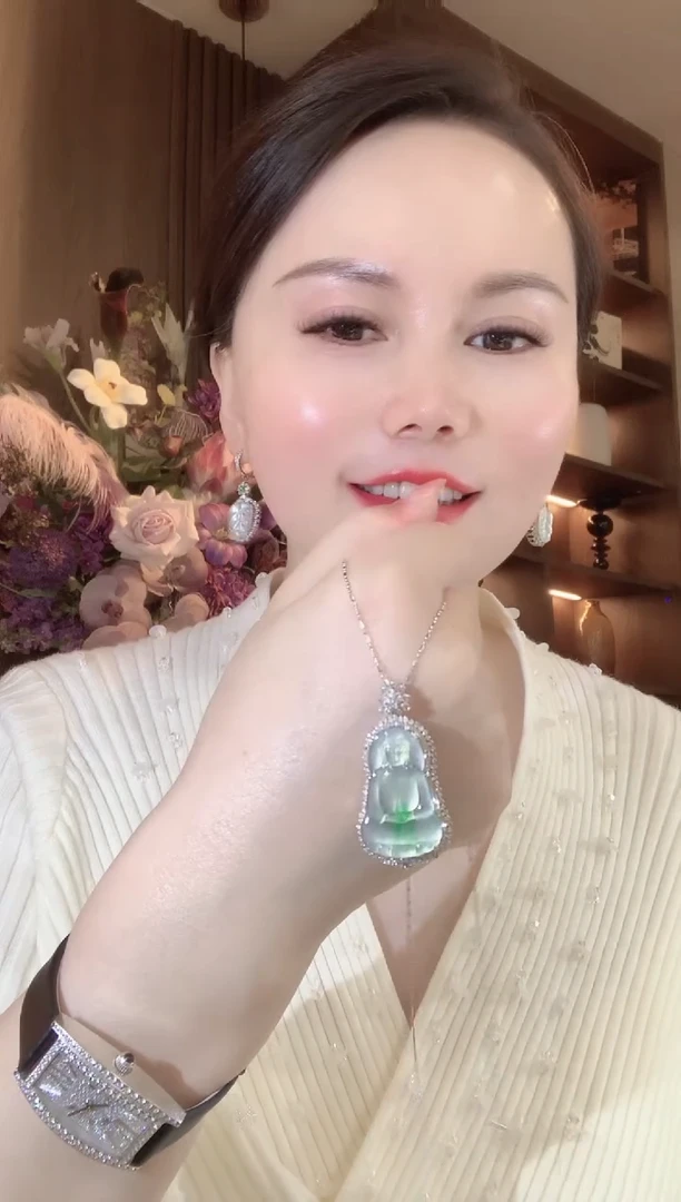 吊坠(不含链)18K金镶嵌翡翠A79