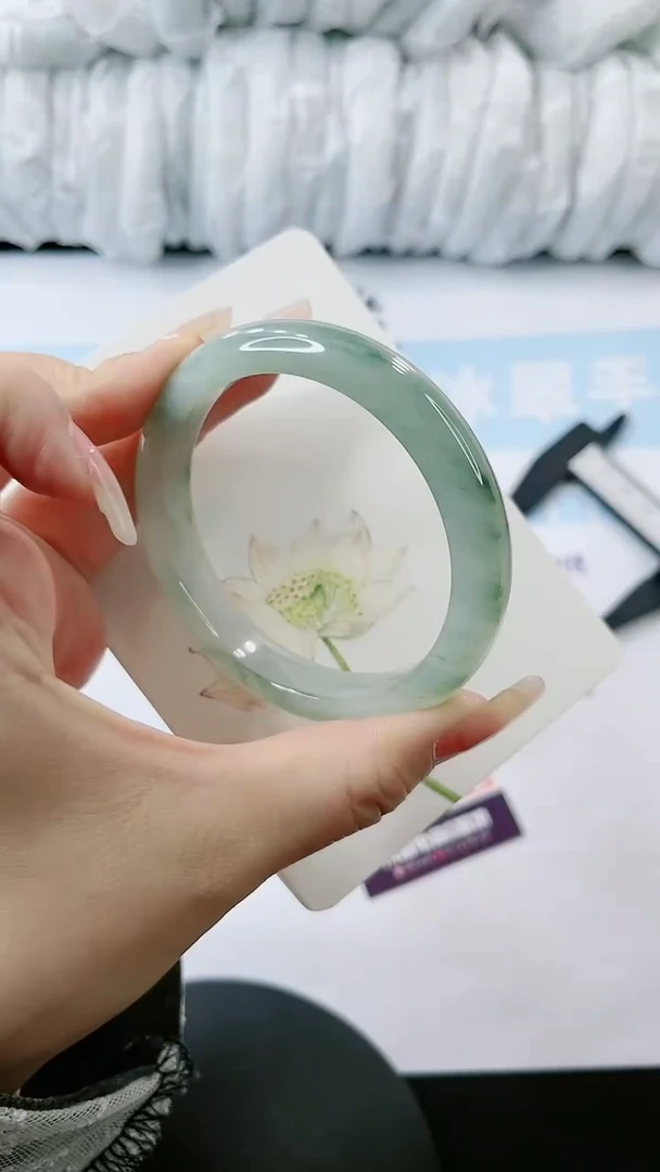 【闪购商品】石英质玉手镯未镶嵌多样性发货P586