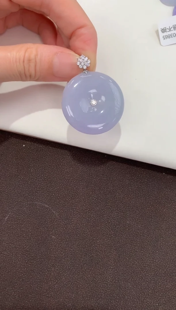 翡翠18K金镶嵌吊坠(赠链)天然缅甸A货翡翠
