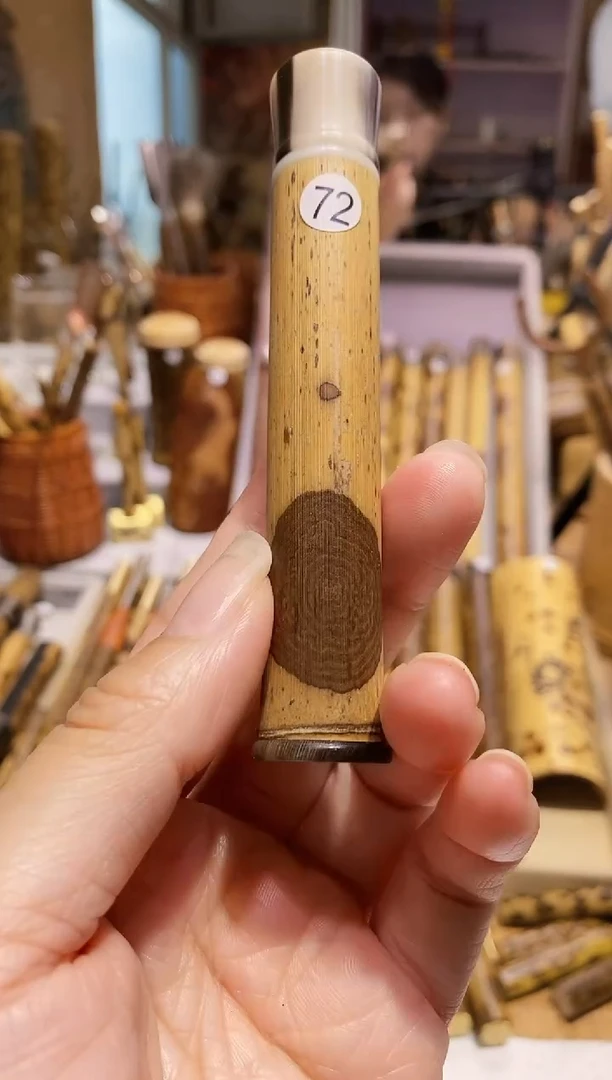 玉*瑕湖南妃精品小牙签筒一个