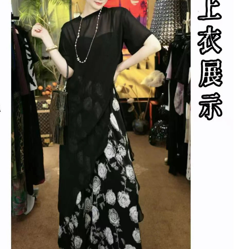 ao zhen 轻薄宽松遮肉黑色丝感圆领设计法式气质百搭罩衫