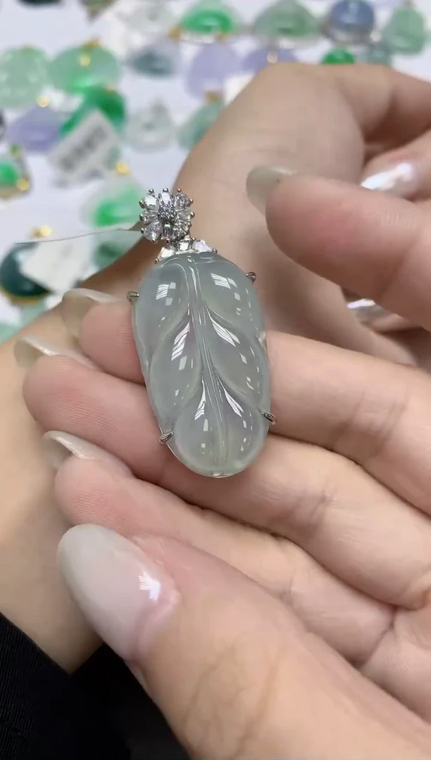 颈饰未镶嵌翡翠天然缅甸翡翠A货百元以上9元证书费自理