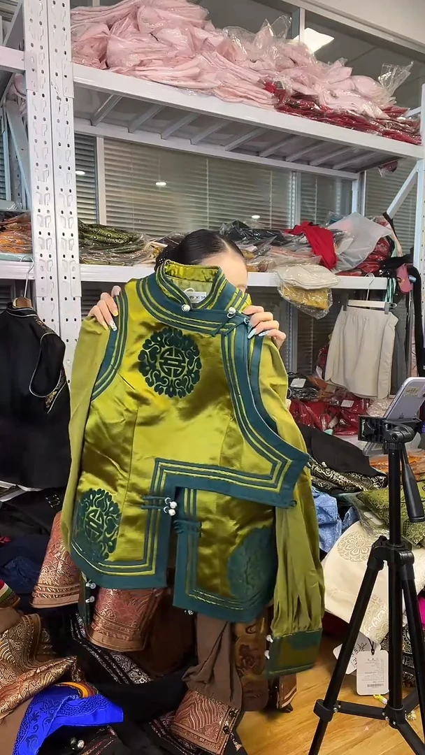 纱袖马甲 M码  80-105斤