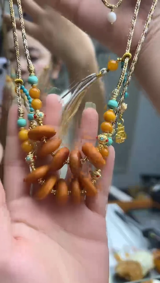 未镶嵌蜜蜡裸石蜜蜡吊坠