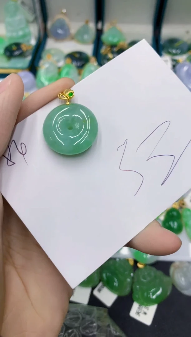 翡翠未镶嵌颈饰111111