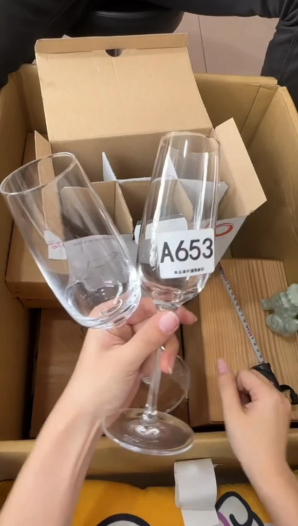 其他何**从653...中古产品谨慎参拍