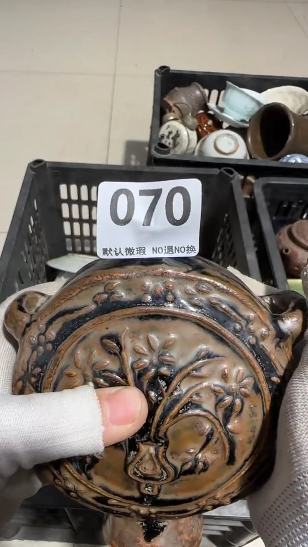 瓷片分***胡亿容工艺品070