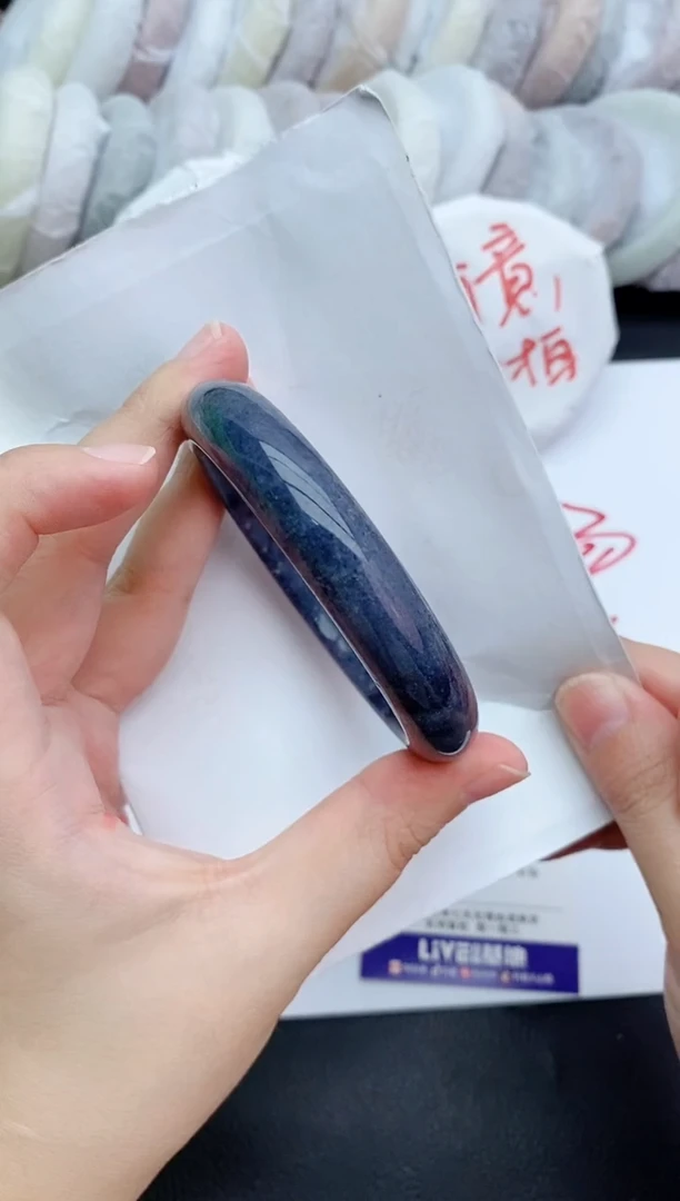 未镶嵌手镯石英质玉瑕疵221+57/58