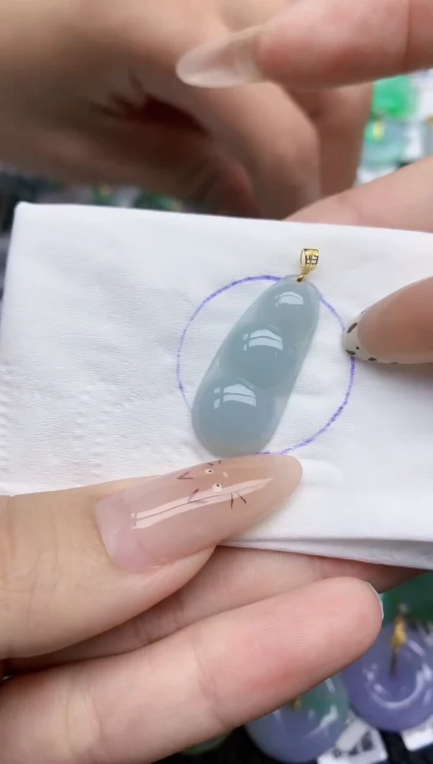 翡翠18K金镶嵌颈饰   天然翡翠A货