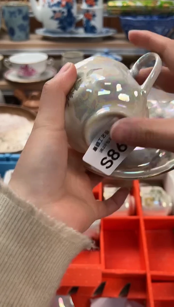 瓷片●****姐868S