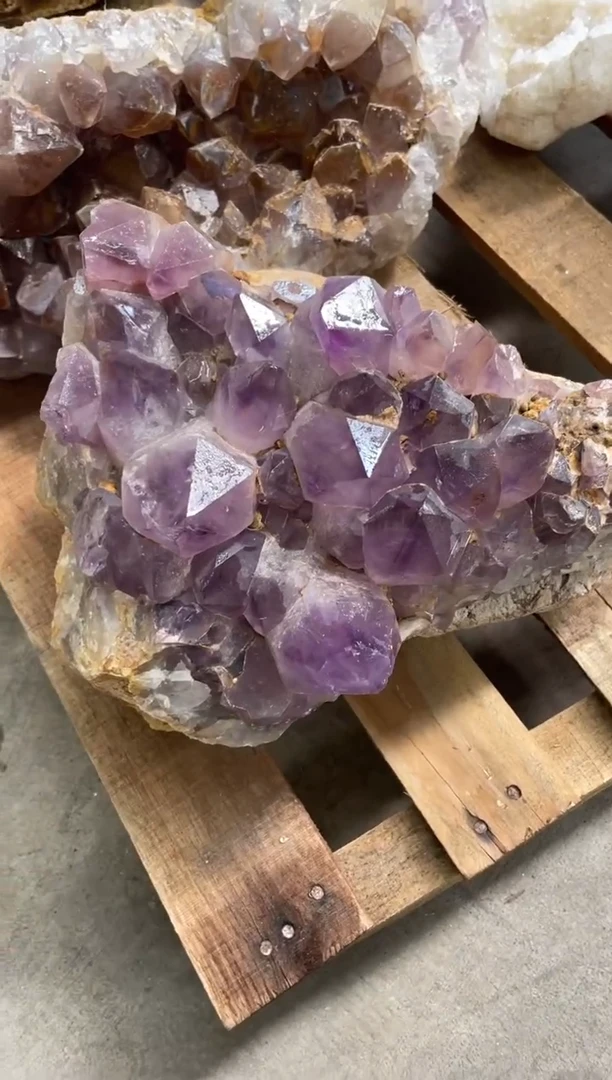 【闪购商品】紫晶原石未镶嵌天然紫水晶原石摆件拍9单99发1