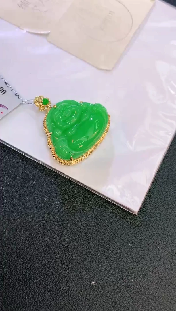 翡翠18K金镶嵌颈饰赠礼盒证书 麦麦