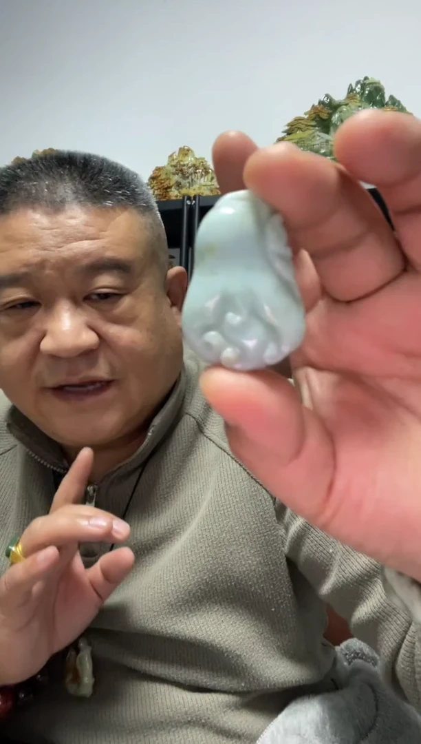 吊坠(赠链)未镶嵌翡翠佛手3吊坠