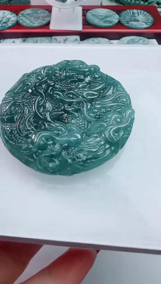 颈饰未镶嵌翡翠天然A货翡翠 多样性发其一