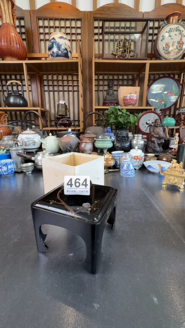 摆件  注意：回流商品，默认有瑕，不退不换。