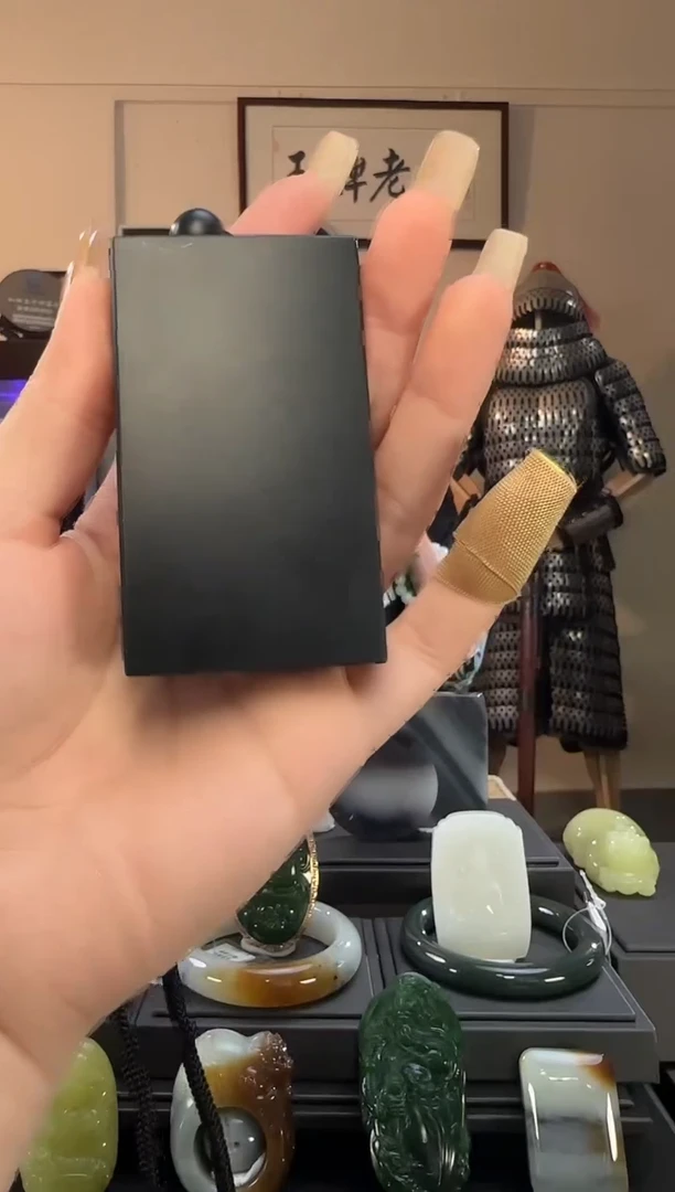 颈饰未镶嵌和田玉青玉无事牌