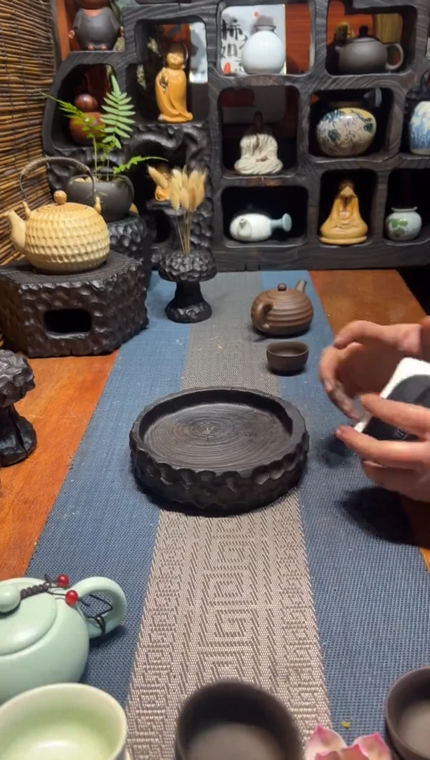 【闪购商品】香樟木木雕一物一拍