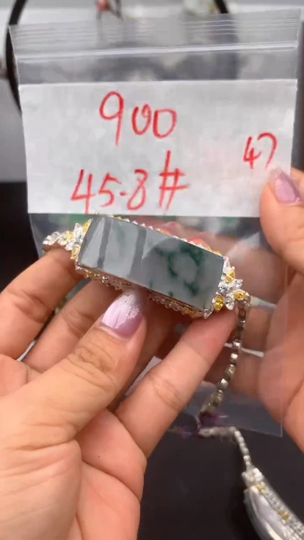 定制翡翠未镶嵌舒**姆缅甸天然A货翡翠拍一发一