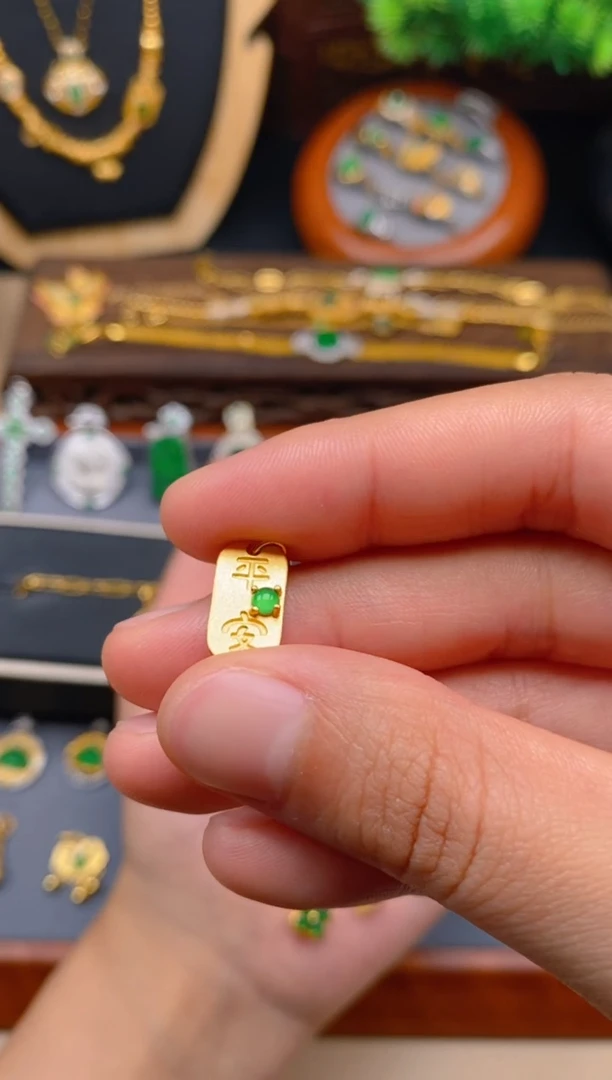 翡翠银S925镶嵌吊坠(不含链)平安牌