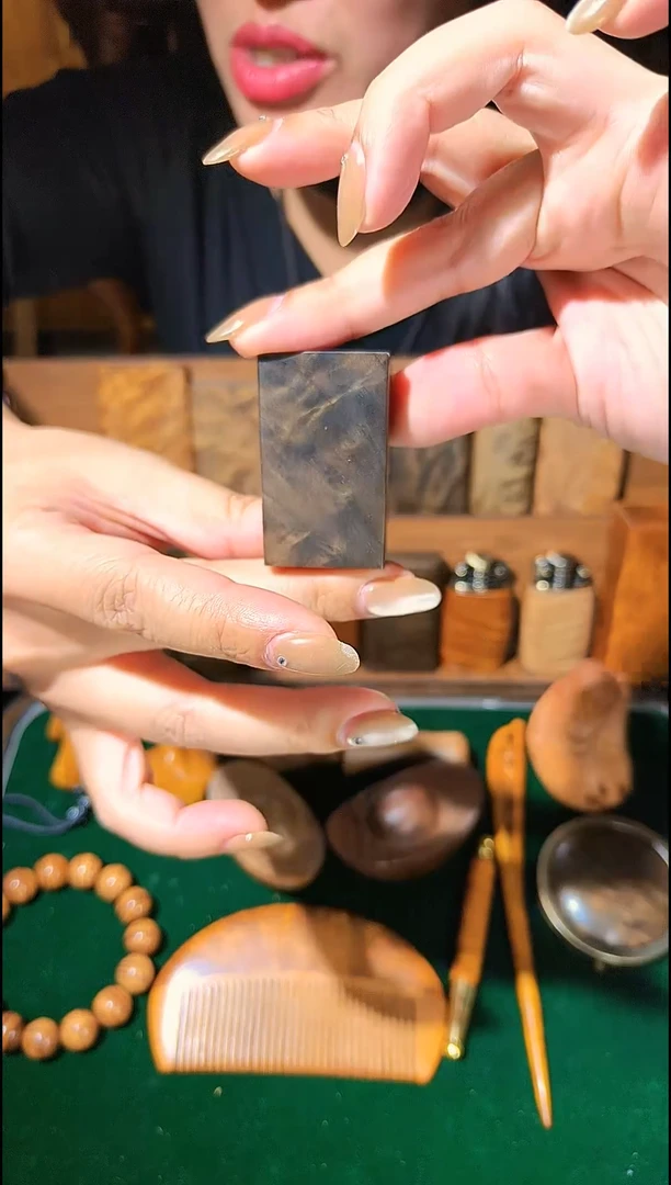 金丝楠《燊若坊》：正宗金丝楠木小叶桢楠1