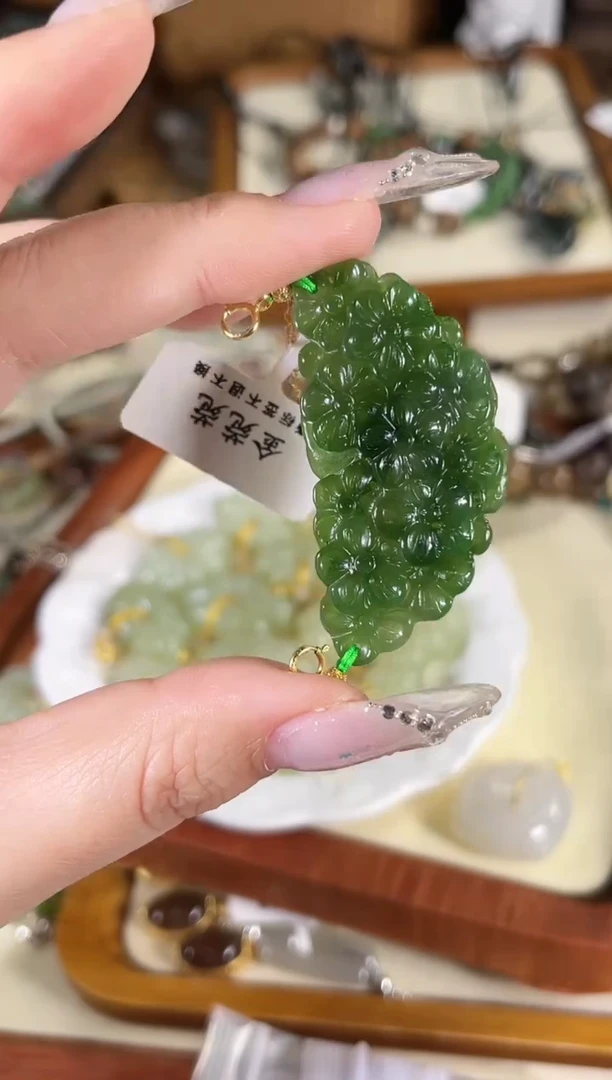 吊坠(不含链)银S925镶嵌和田玉多样性发货其一孤品默认微瑕