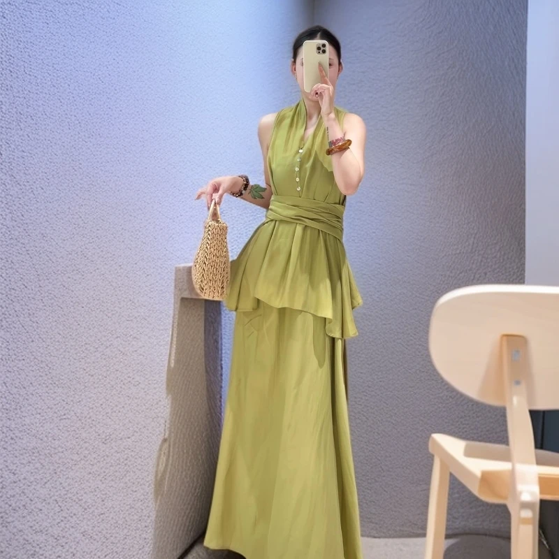 VOCKOO官方2025夏季新款气质设计感系带收腰V领无袖上衣高腰套装