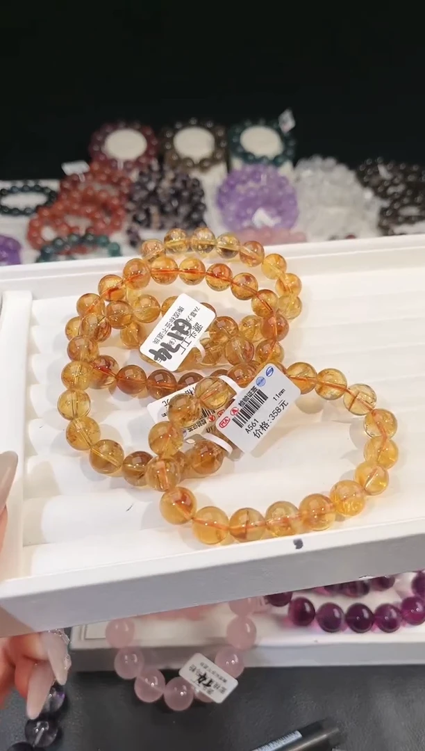 【闪购商品】水晶手链未镶嵌多样性发一黄水11mm
