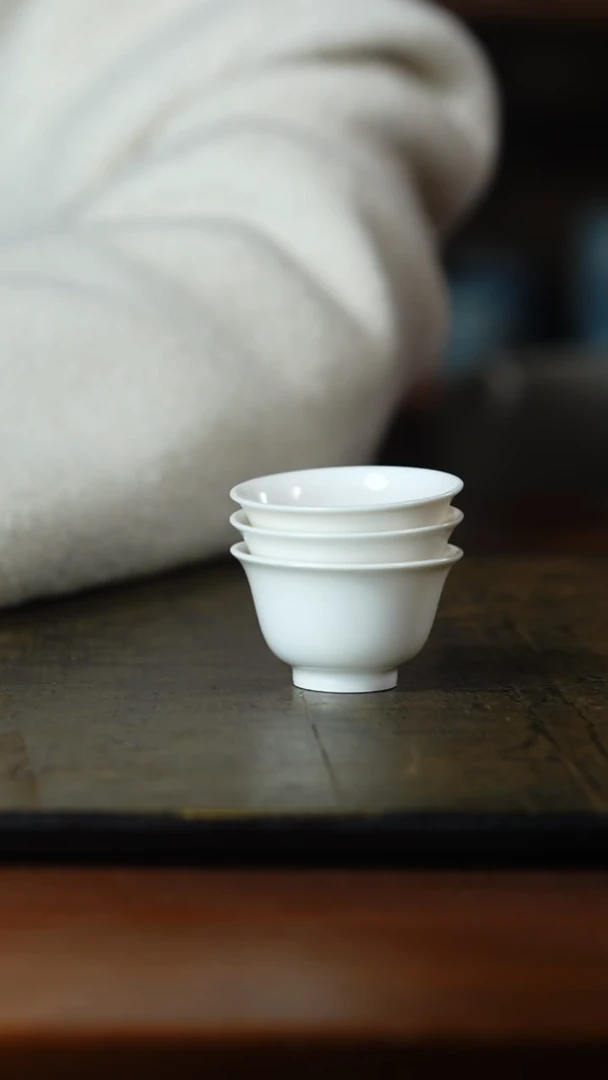 弥云斋云白若琛三客杯