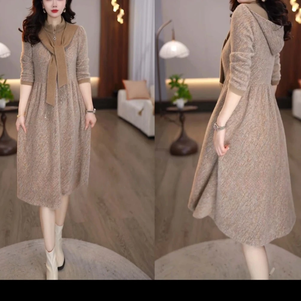 2025秋冬新款灰色连帽可拆卸围巾领简约优雅时尚显瘦连衣裙M-4XL