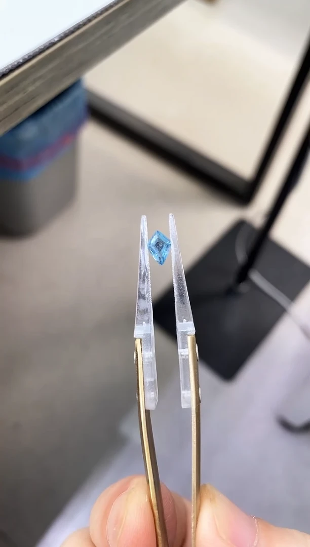 未镶嵌裸石托帕石天然托帕石裸石