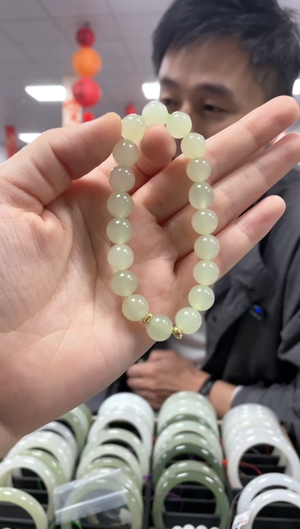 【闪购商品】和田玉手链未镶嵌翠胶猫卡10手串一条