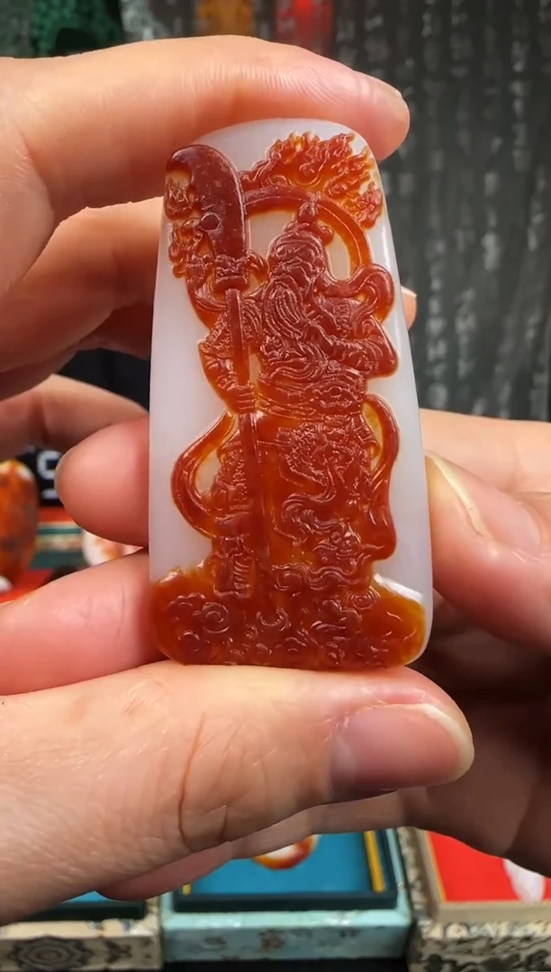 未镶嵌和田玉挂件关公