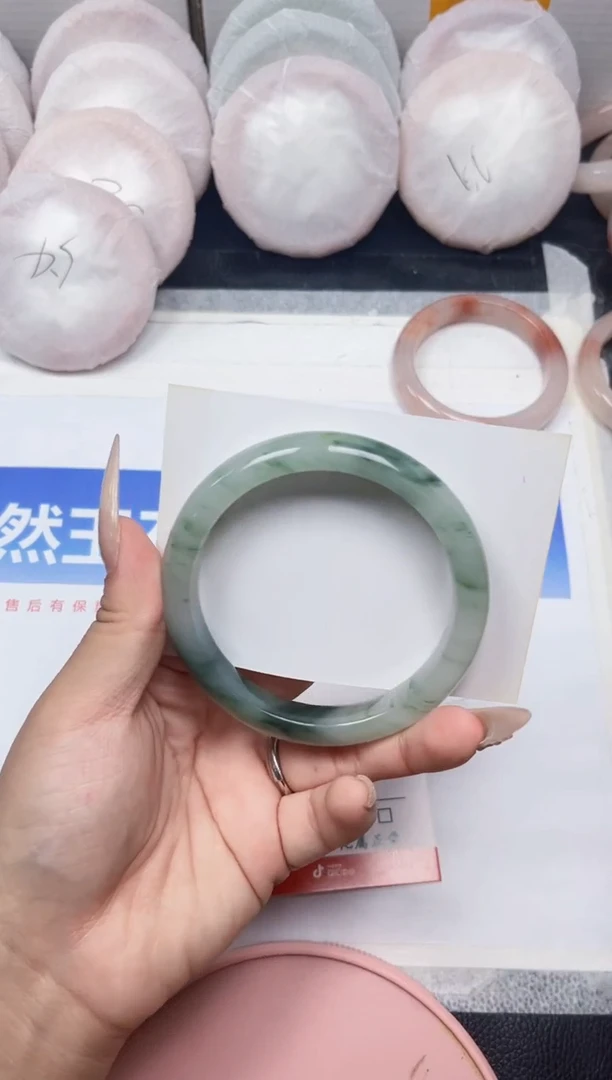 石英质玉手镯未镶嵌35-58