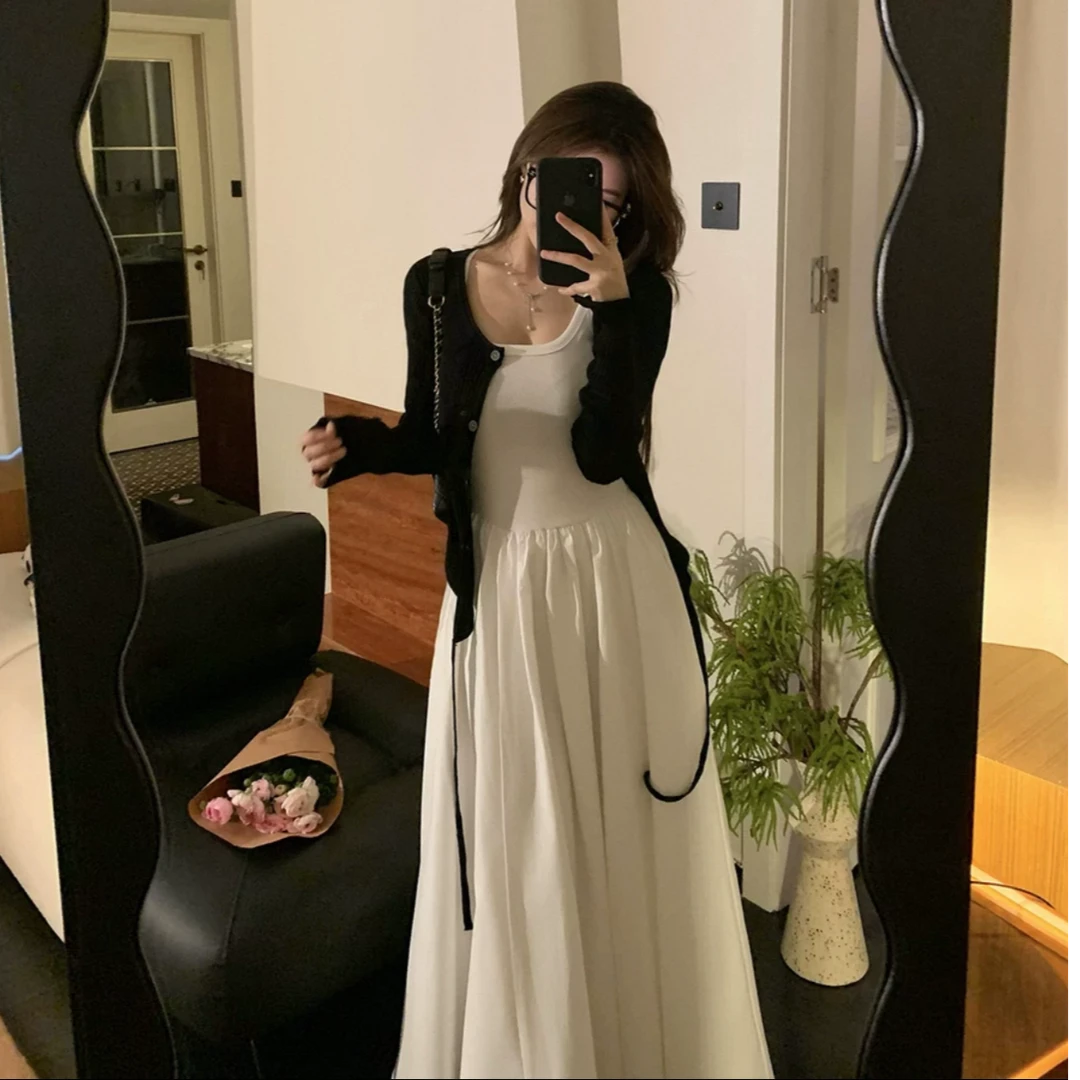 金秘书的腰身太瘦啦的小裙